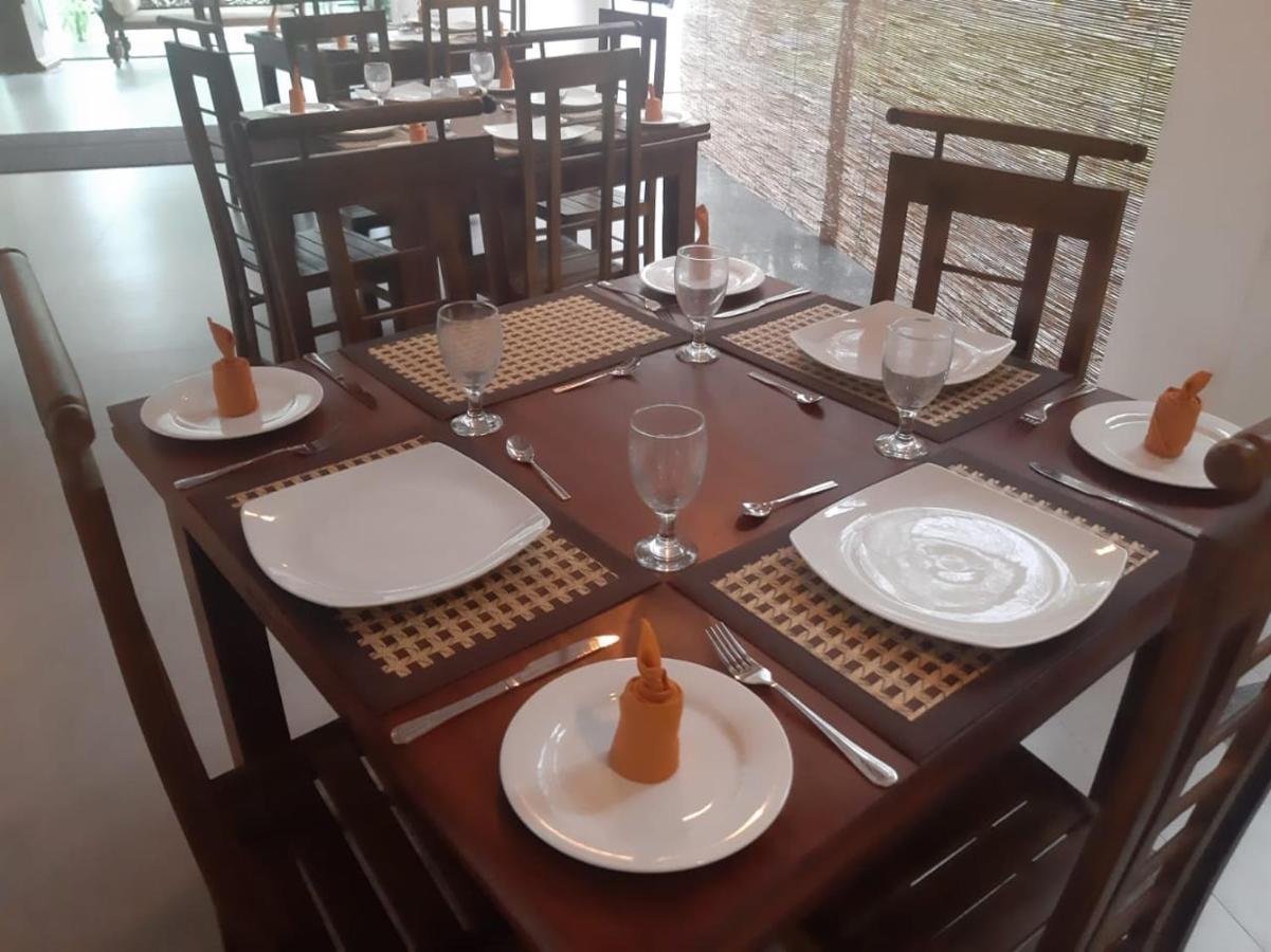 Eden Grand Hotel Dambulla Bagian luar foto