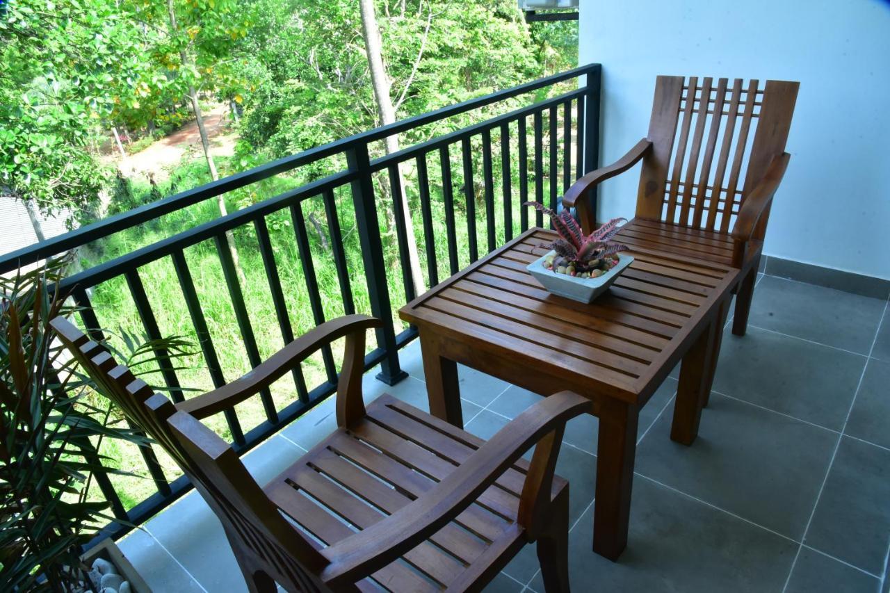 Eden Grand Hotel Dambulla Bagian luar foto