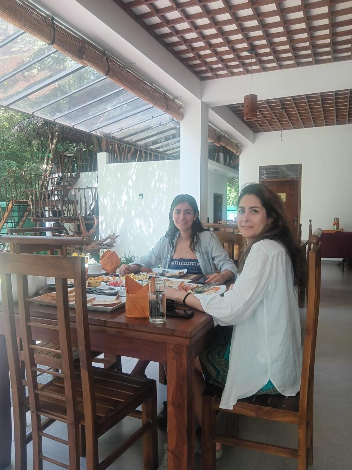 Eden Grand Hotel Dambulla Bagian luar foto